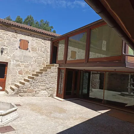 بيت للعطل Villageermis -