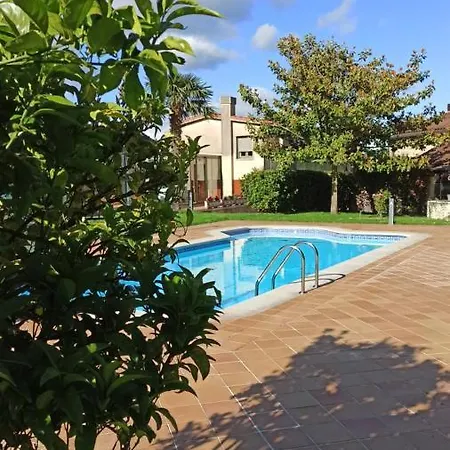 Villageermis - بيت للعطل Moraña