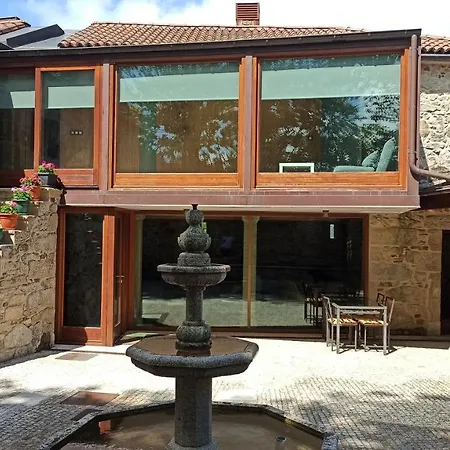 Villageermis - بيت للعطل Moraña